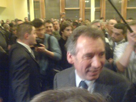 Serrage de main avec le futur pr�sident ^^