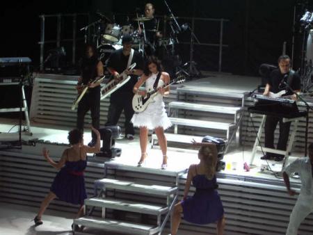 Vid�os du concert Nelly Furtado Olympia 24 f�vrier On y �t� !!!!