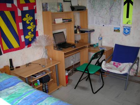 ma chambre qui n'en n'a plus pour longtemps