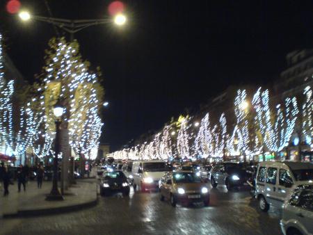 champs �lys�es by night